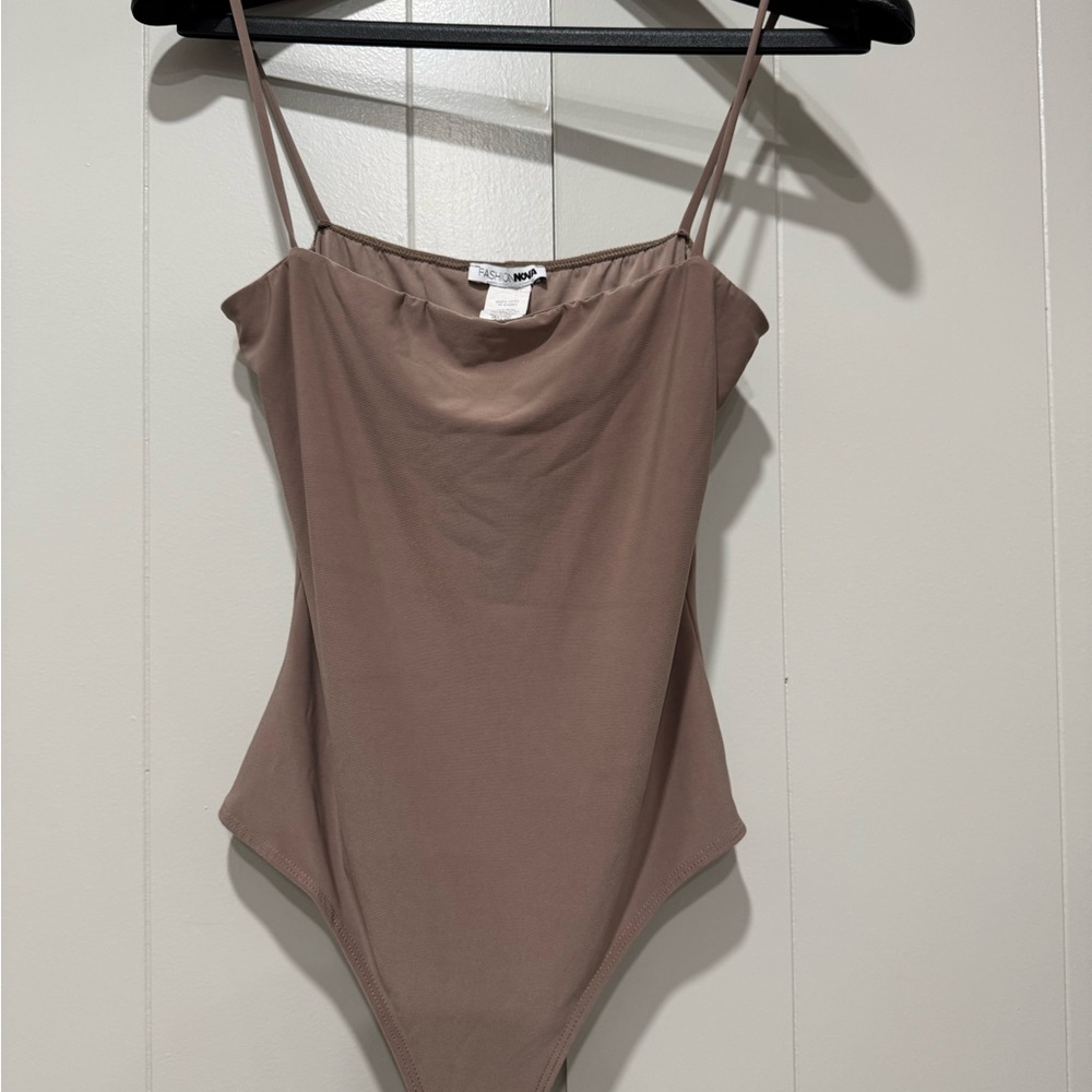 Fashion Nova Nude Bodysuit – Minimalist Skims Inspired, Size L
